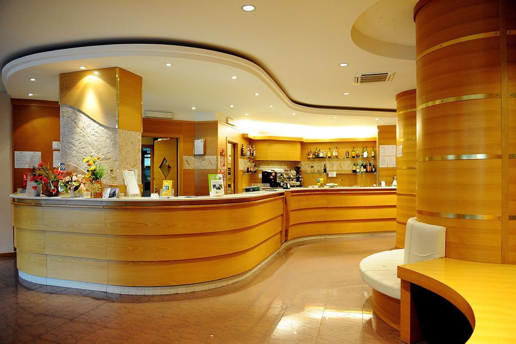 Hotel Del Camerlengo Fara San Martino Exteriér fotografie